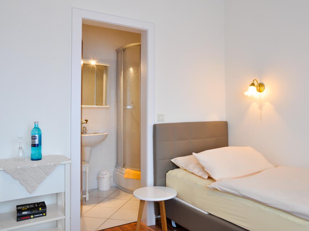 Hotel Gregory Wyk auf Föhr Esterno foto